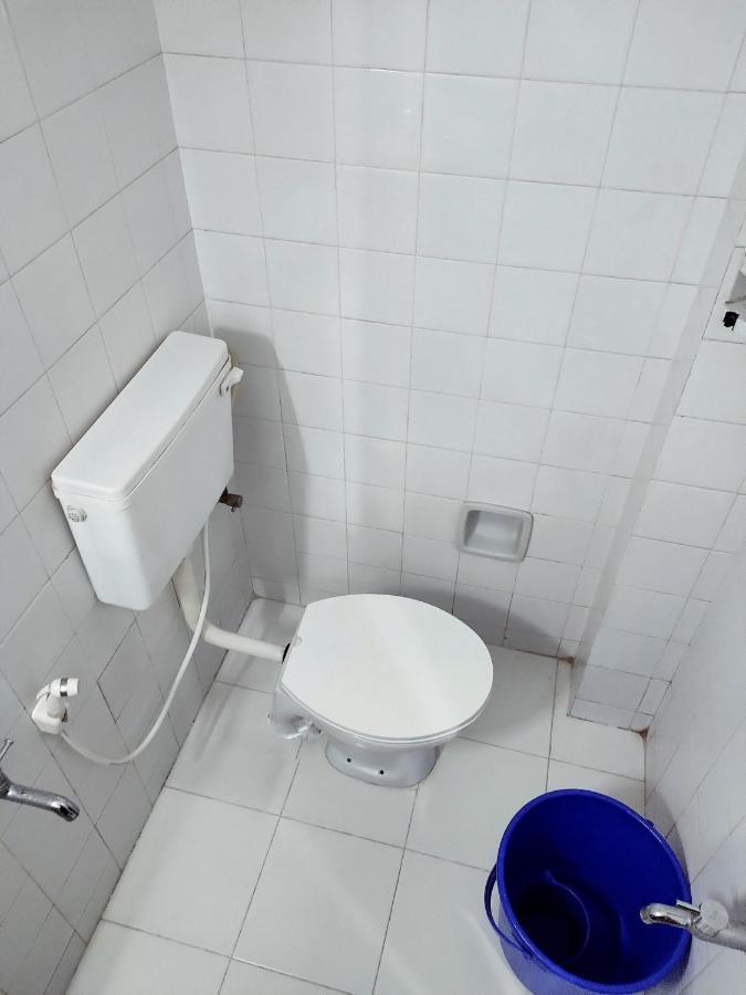 Hotel Maple Regency Kochi Kültér fotó